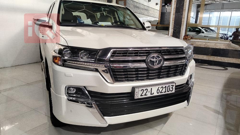 تويوتا لاندكروزر